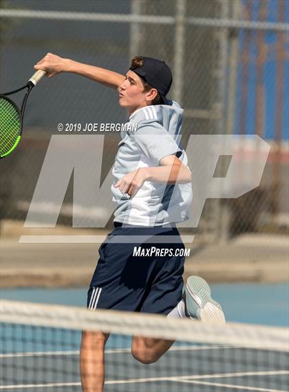 Thumbnail 2 in Delano vs. Bakersfield (Lynch Cup) photogallery.