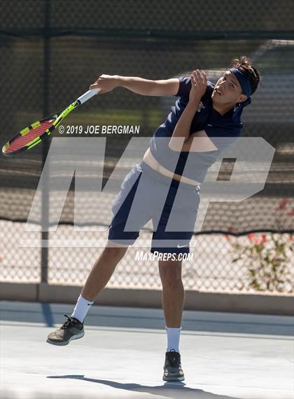 Thumbnail 2 in Delano vs. Bakersfield (Lynch Cup) photogallery.