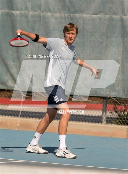 Thumbnail 2 in Delano vs. Bakersfield (Lynch Cup) photogallery.