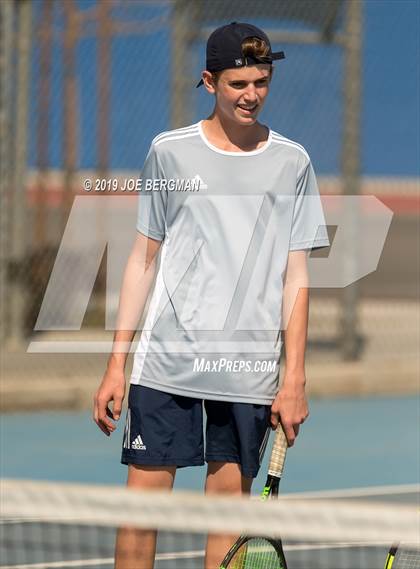 Thumbnail 2 in Delano vs. Bakersfield (Lynch Cup) photogallery.