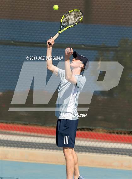 Thumbnail 2 in Delano vs. Bakersfield (Lynch Cup) photogallery.