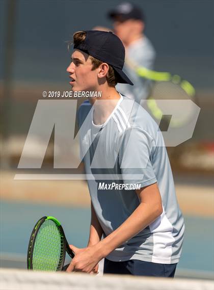 Thumbnail 3 in Delano vs. Bakersfield (Lynch Cup) photogallery.