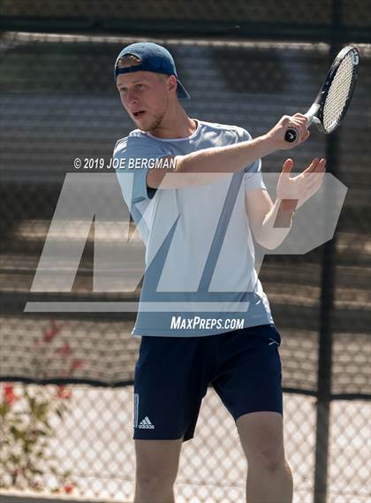 Thumbnail 2 in Delano vs. Bakersfield (Lynch Cup) photogallery.