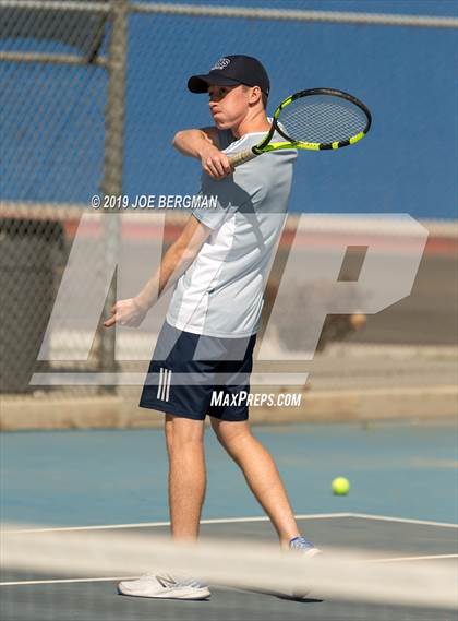 Thumbnail 1 in Delano vs. Bakersfield (Lynch Cup) photogallery.