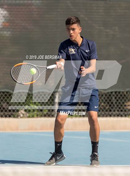 Thumbnail 2 in Delano vs. Bakersfield (Lynch Cup) photogallery.