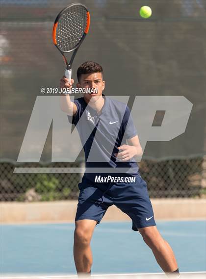 Thumbnail 3 in Delano vs. Bakersfield (Lynch Cup) photogallery.