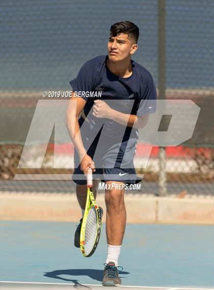 Thumbnail 3 in Delano vs. Bakersfield (Lynch Cup) photogallery.