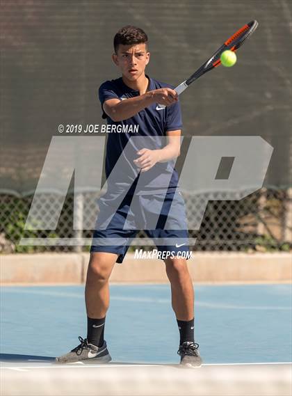 Thumbnail 3 in Delano vs. Bakersfield (Lynch Cup) photogallery.