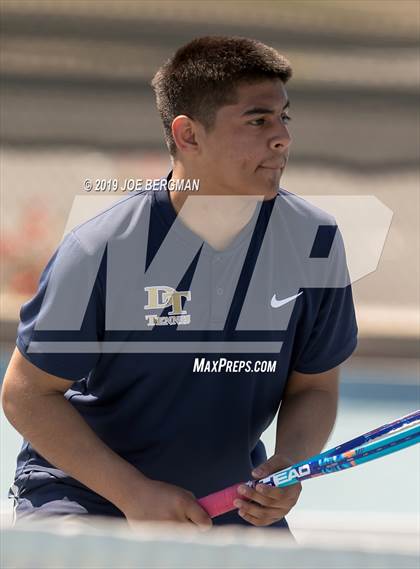 Thumbnail 3 in Delano vs. Bakersfield (Lynch Cup) photogallery.
