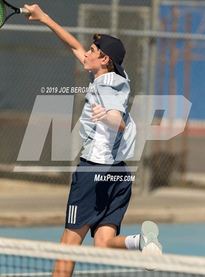Thumbnail 1 in Delano vs. Bakersfield (Lynch Cup) photogallery.