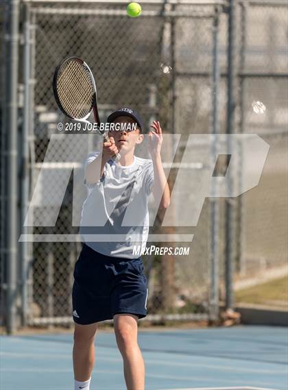 Thumbnail 1 in Delano vs. Bakersfield (Lynch Cup) photogallery.