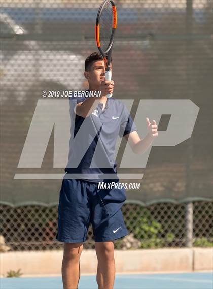 Thumbnail 1 in Delano vs. Bakersfield (Lynch Cup) photogallery.