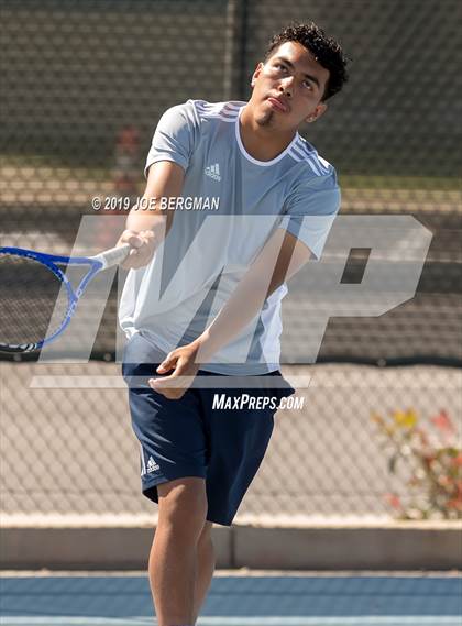 Thumbnail 2 in Delano vs. Bakersfield (Lynch Cup) photogallery.