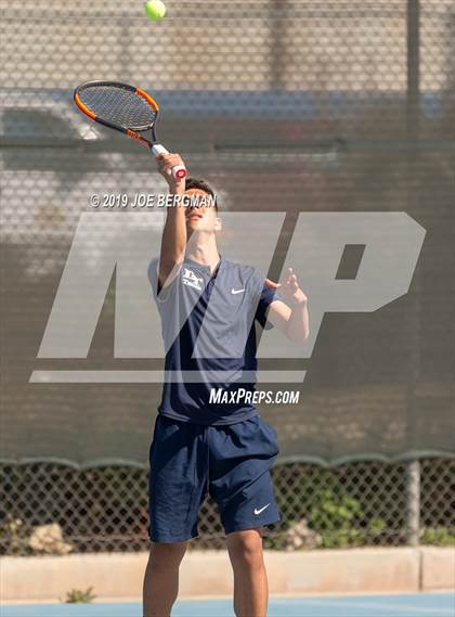 Thumbnail 3 in Delano vs. Bakersfield (Lynch Cup) photogallery.