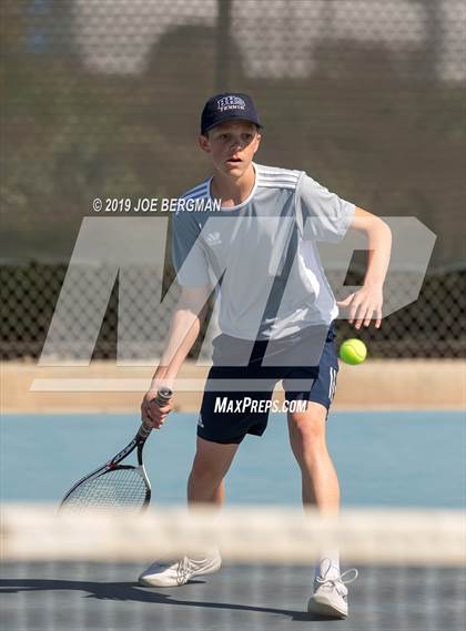 Thumbnail 2 in Delano vs. Bakersfield (Lynch Cup) photogallery.