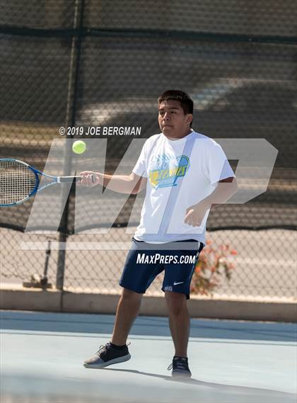 Thumbnail 2 in Delano vs. Bakersfield (Lynch Cup) photogallery.
