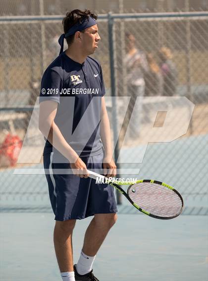 Thumbnail 1 in Delano vs. Bakersfield (Lynch Cup) photogallery.