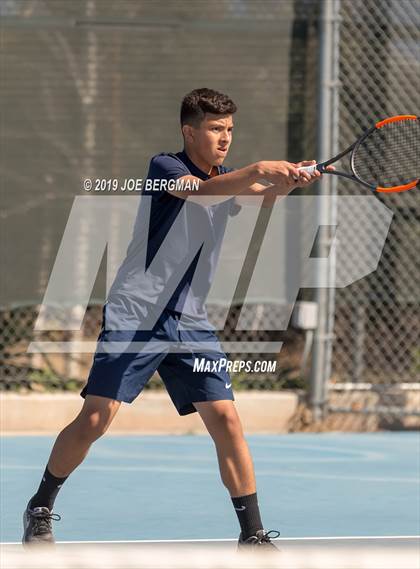 Thumbnail 1 in Delano vs. Bakersfield (Lynch Cup) photogallery.