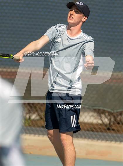 Thumbnail 3 in Delano vs. Bakersfield (Lynch Cup) photogallery.
