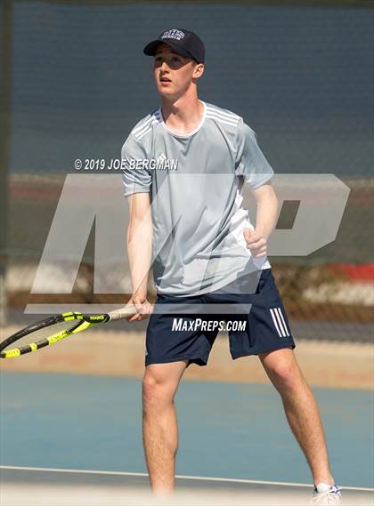 Thumbnail 2 in Delano vs. Bakersfield (Lynch Cup) photogallery.