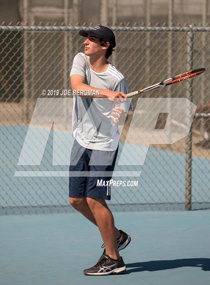 Thumbnail 1 in Delano vs. Bakersfield (Lynch Cup) photogallery.