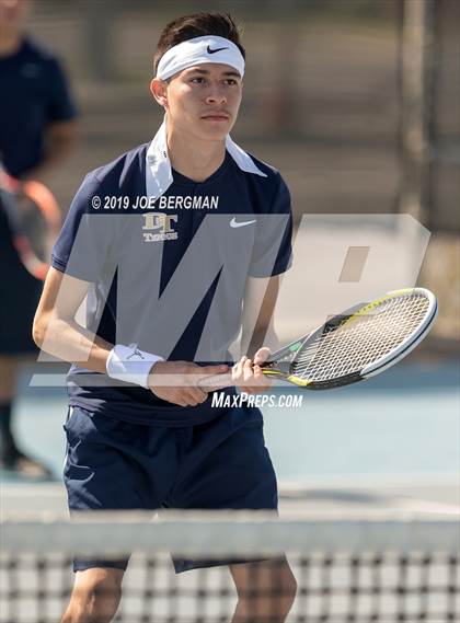 Thumbnail 2 in Delano vs. Bakersfield (Lynch Cup) photogallery.