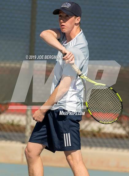 Thumbnail 2 in Delano vs. Bakersfield (Lynch Cup) photogallery.