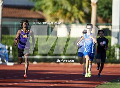 Thumbnail 3 in FHSAA District 3-2A (4 x 400 Relay) photogallery.