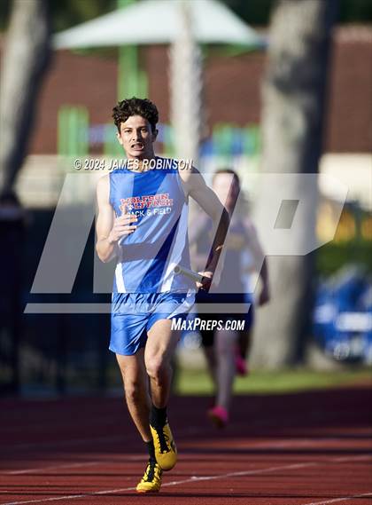 Thumbnail 3 in FHSAA District 3-2A (4 x 400 Relay) photogallery.