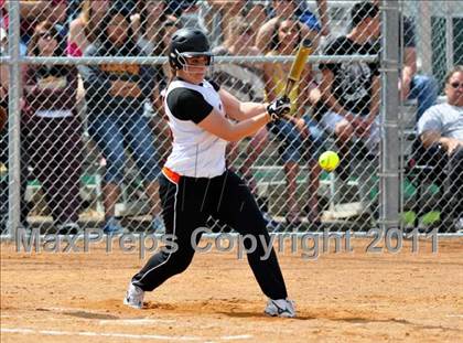 Thumbnail 3 in Columbia vs Mountain Home (4A District Playoff) photogallery.