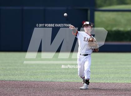 Thumbnail 2 in Carroll vs. Allen (UIL 6A Regional Quarterfinal) photogallery.