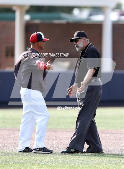 Thumbnail 3 in Carroll vs. Allen (UIL 6A Regional Quarterfinal) photogallery.