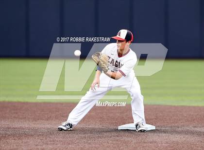 Thumbnail 2 in Carroll vs. Allen (UIL 6A Regional Quarterfinal) photogallery.