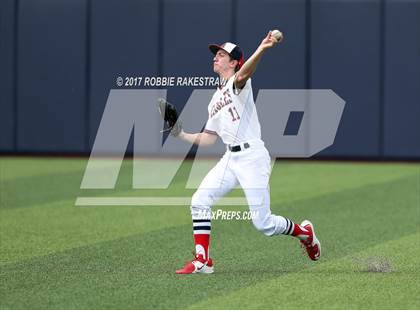 Thumbnail 2 in Carroll vs. Allen (UIL 6A Regional Quarterfinal) photogallery.