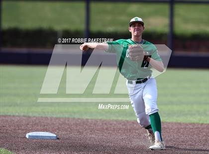 Thumbnail 2 in Carroll vs. Allen (UIL 6A Regional Quarterfinal) photogallery.