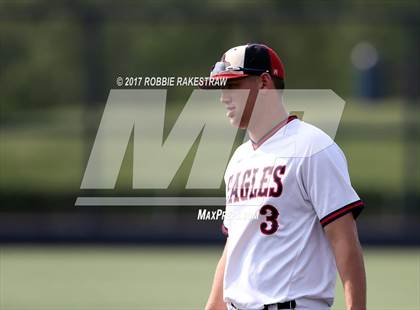 Thumbnail 2 in Carroll vs. Allen (UIL 6A Regional Quarterfinal) photogallery.