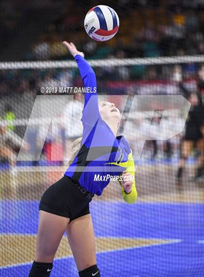 Thumbnail 3 in Simla vs. Limon (CHSAA 2A Semifinal) photogallery.