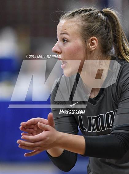 Thumbnail 3 in Simla vs. Limon (CHSAA 2A Semifinal) photogallery.
