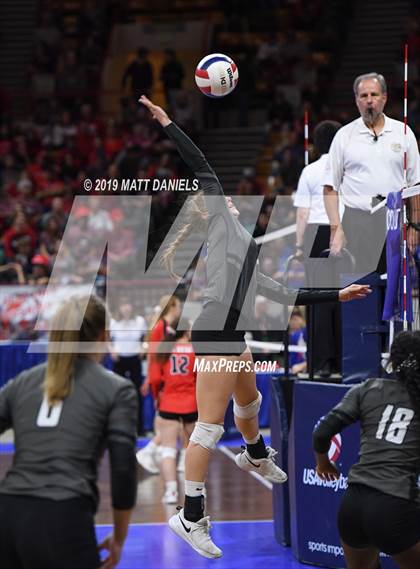 Thumbnail 1 in Simla vs. Limon (CHSAA 2A Semifinal) photogallery.