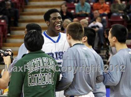 Thumbnail 3 in Bishop O'Dowd vs. Sacred Heart Cathedral (CIF D3 NorCal Regional Final) photogallery.