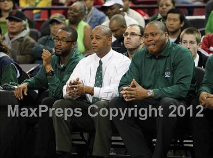 Thumbnail 2 in Bishop O'Dowd vs. Sacred Heart Cathedral (CIF D3 NorCal Regional Final) photogallery.