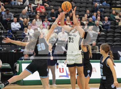 Thumbnail 2 in Snow Canyon vs. Sky View (UHSAA 4A Quarterfinal) photogallery.