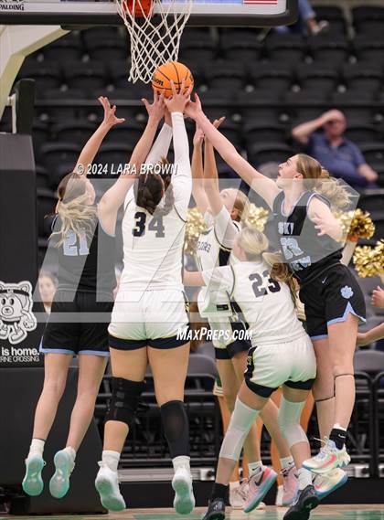 Thumbnail 2 in Snow Canyon vs. Sky View (UHSAA 4A Quarterfinal) photogallery.