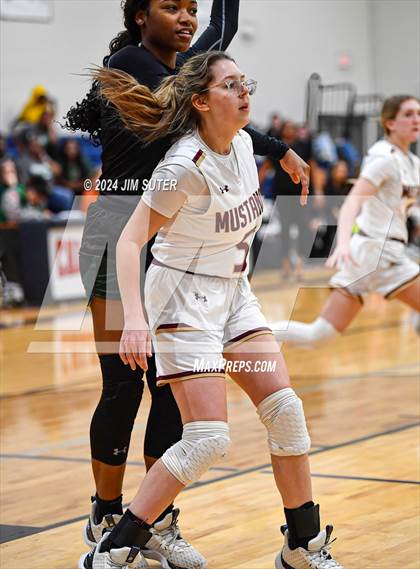 Thumbnail 1 in Magnolia West vs Ellison (UIL 5A Reg III Bi-District) photogallery.