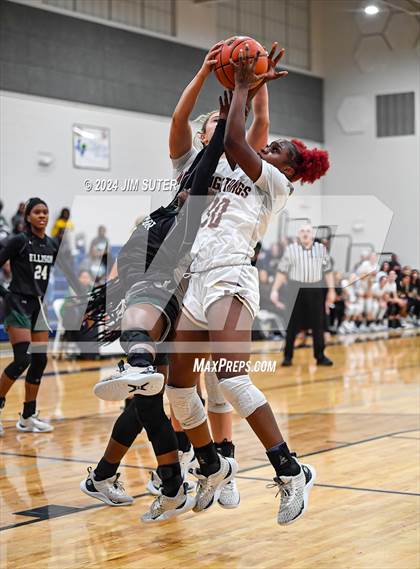 Thumbnail 3 in Magnolia West vs Ellison (UIL 5A Reg III Bi-District) photogallery.
