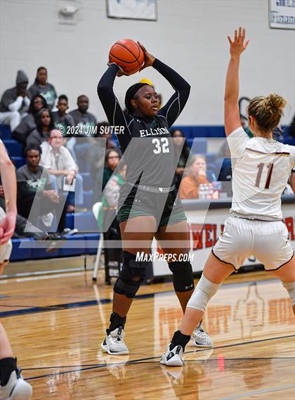 Thumbnail 3 in Magnolia West vs Ellison (UIL 5A Reg III Bi-District) photogallery.