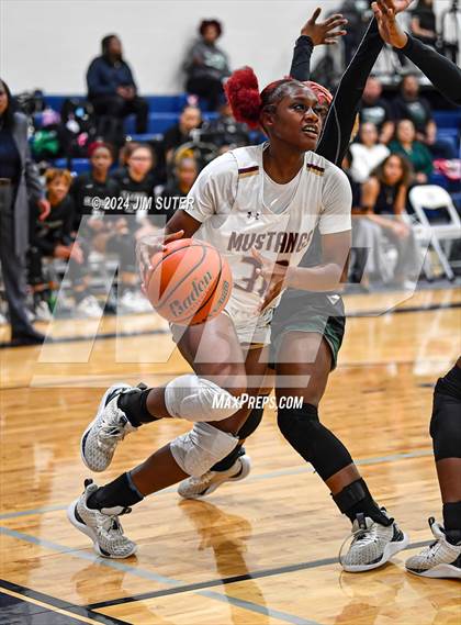 Thumbnail 1 in Magnolia West vs Ellison (UIL 5A Reg III Bi-District) photogallery.