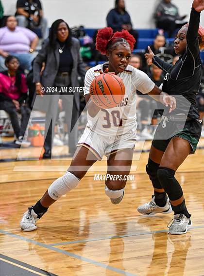 Thumbnail 3 in Magnolia West vs Ellison (UIL 5A Reg III Bi-District) photogallery.