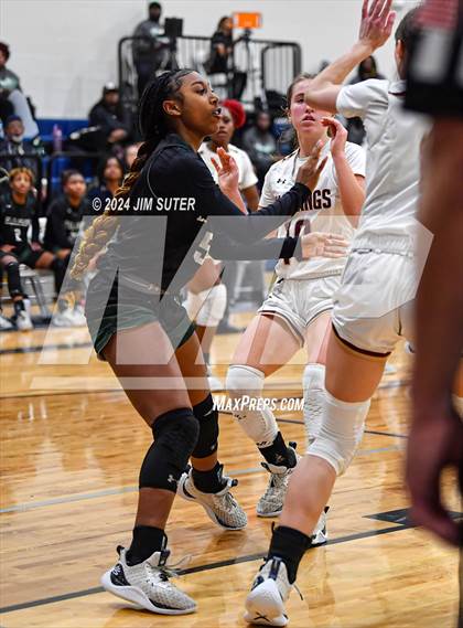 Thumbnail 2 in Magnolia West vs Ellison (UIL 5A Reg III Bi-District) photogallery.