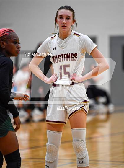 Thumbnail 2 in Magnolia West vs Ellison (UIL 5A Reg III Bi-District) photogallery.